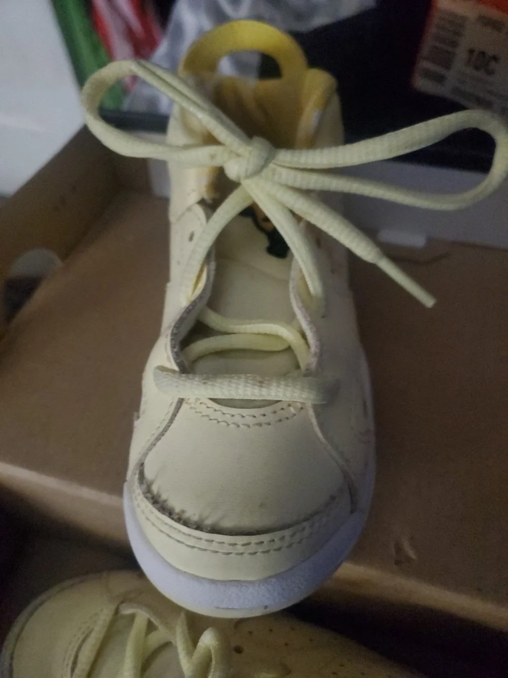 Jordan toddler Yellow High-Top Lace-Up Sneakers